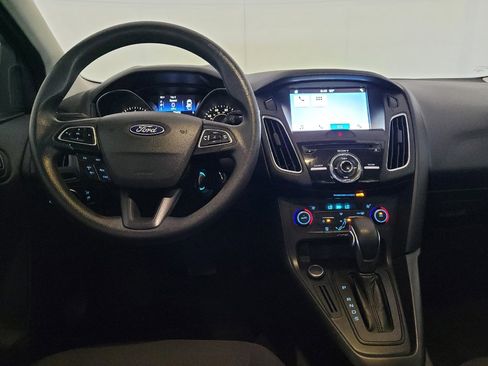 Used 2017 Ford Focus SEL FWD image 22