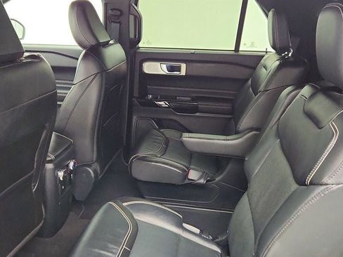 Used 2022 Ford Explorer ST w/ Equipment Group 401A image 21