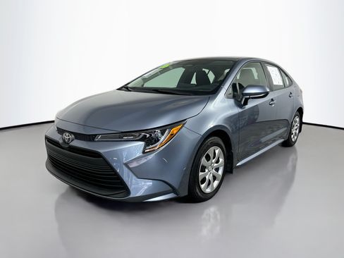 Used 2026 Toyota Corolla LE FWD image 10