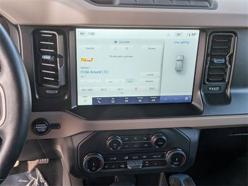 Used 2022 Ford Bronco Wildtrak image 20