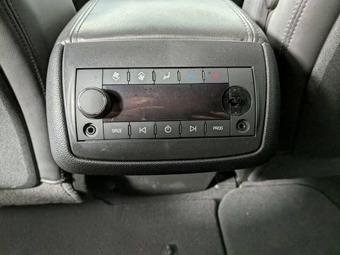 Used 2012 GMC Acadia SLT FWD image 25