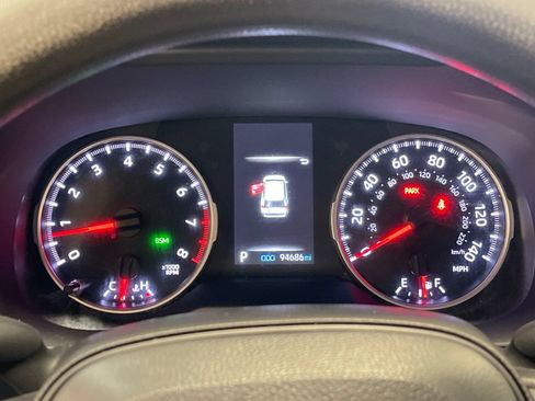 Used 2022 Toyota RAV4 LE AWD/4WD image 27