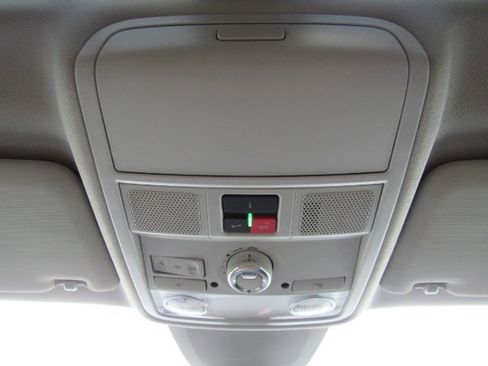 Used 2022 Volkswagen Passat 2.0T SE image 52