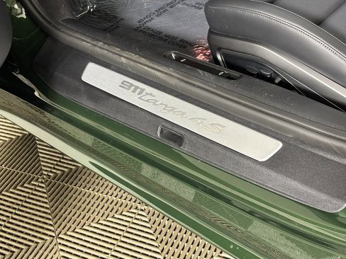 New 2026 Porsche 911 Targa 4S image 24