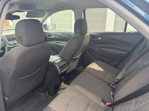 Used 2021 Chevrolet Equinox LT FWD image 11