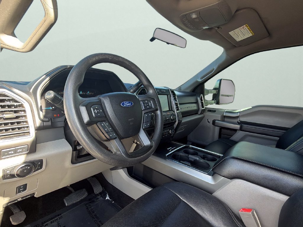 Used 2018 Ford F250 XLT w/ XLT Premium Package AWD/4WD image 19
