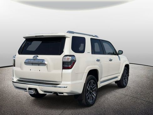 Used 2016 Toyota 4Runner Limited AWD/4WD image 2
