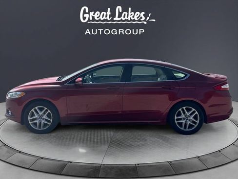 Used 2014 Ford Fusion SE w/ Equipment Group 202A FWD image 2