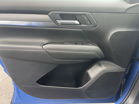 Used 2025 GMC Terrain Elevation image 33