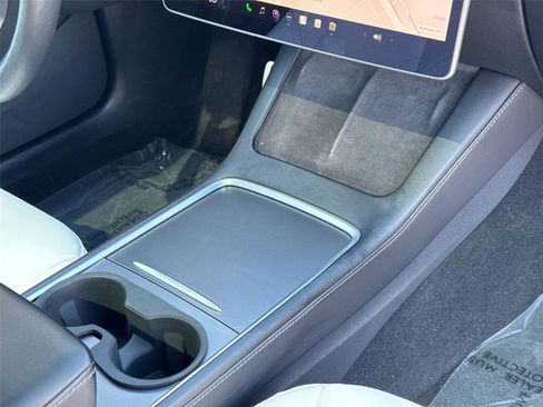 Used 2021 Tesla Model 3 Performance AWD/4WD image 17