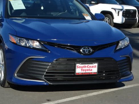 Certified 2023 Toyota Camry LE image 4