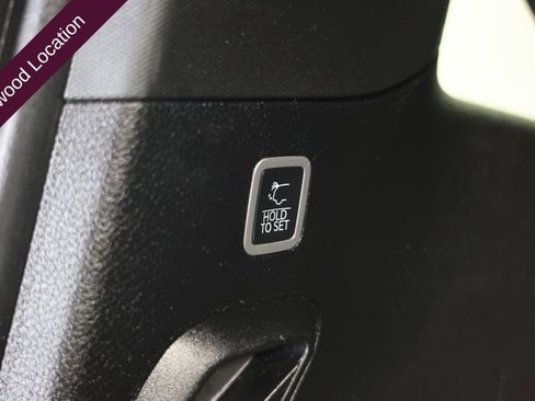 Used 2022 Jeep Wagoneer Series III w/ Premium Group I image 57