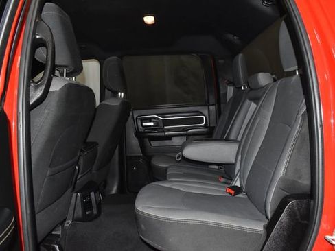 Used 2024 RAM 2500 Big Horn image 31