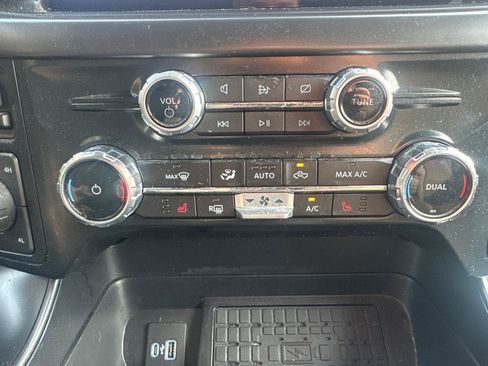 Used 2024 Ford F150 XLT w/ Equipment Group 302A MID AWD/4WD image 17
