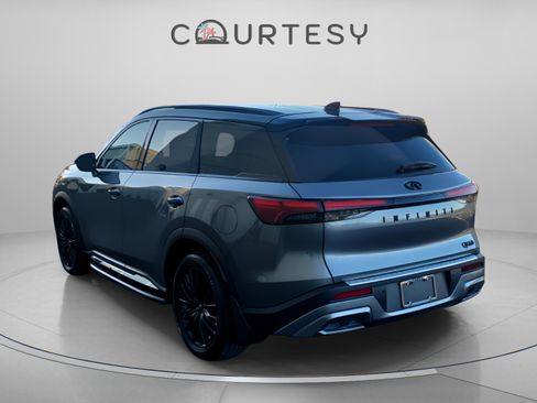 Certified 2023 INFINITI QX60 Autograph w/ Cargo Package image 2