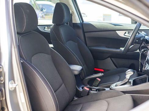 Used 2022 Kia Forte LXS image 16