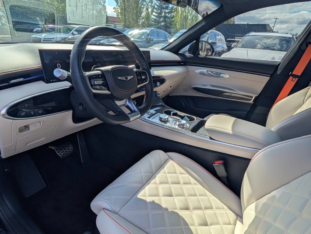 Certified 2026 Genesis GV70 3.5T Sport Prestige AWD/4WD image 10