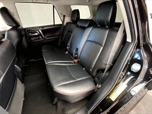 Used 2021 Toyota 4Runner TRD Off-Road Premium w/ Moonroof Package AWD/4WD image 19