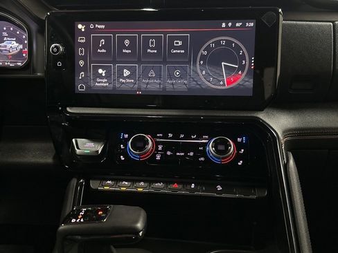 Used 2024 GMC Sierra 1500 AT4 w/ Technology Package image 24