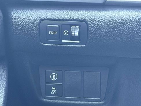 Used 2019 Honda Accord LX image 29