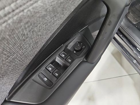 New 2026 Volkswagen Tiguan S AWD/4WD image 11