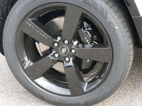 New 2025 Land Rover Defender 130 V8 image 3