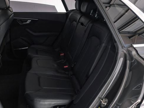 Used 2019 Audi Q8 Prestige image 36
