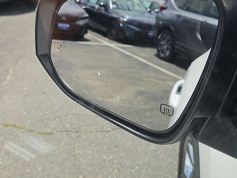 Used 2019 Toyota Highlander Limited Platinum AWD/4WD image 25