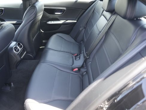 Used 2024 Mercedes-Benz C 300 4MATIC Sedan image 28