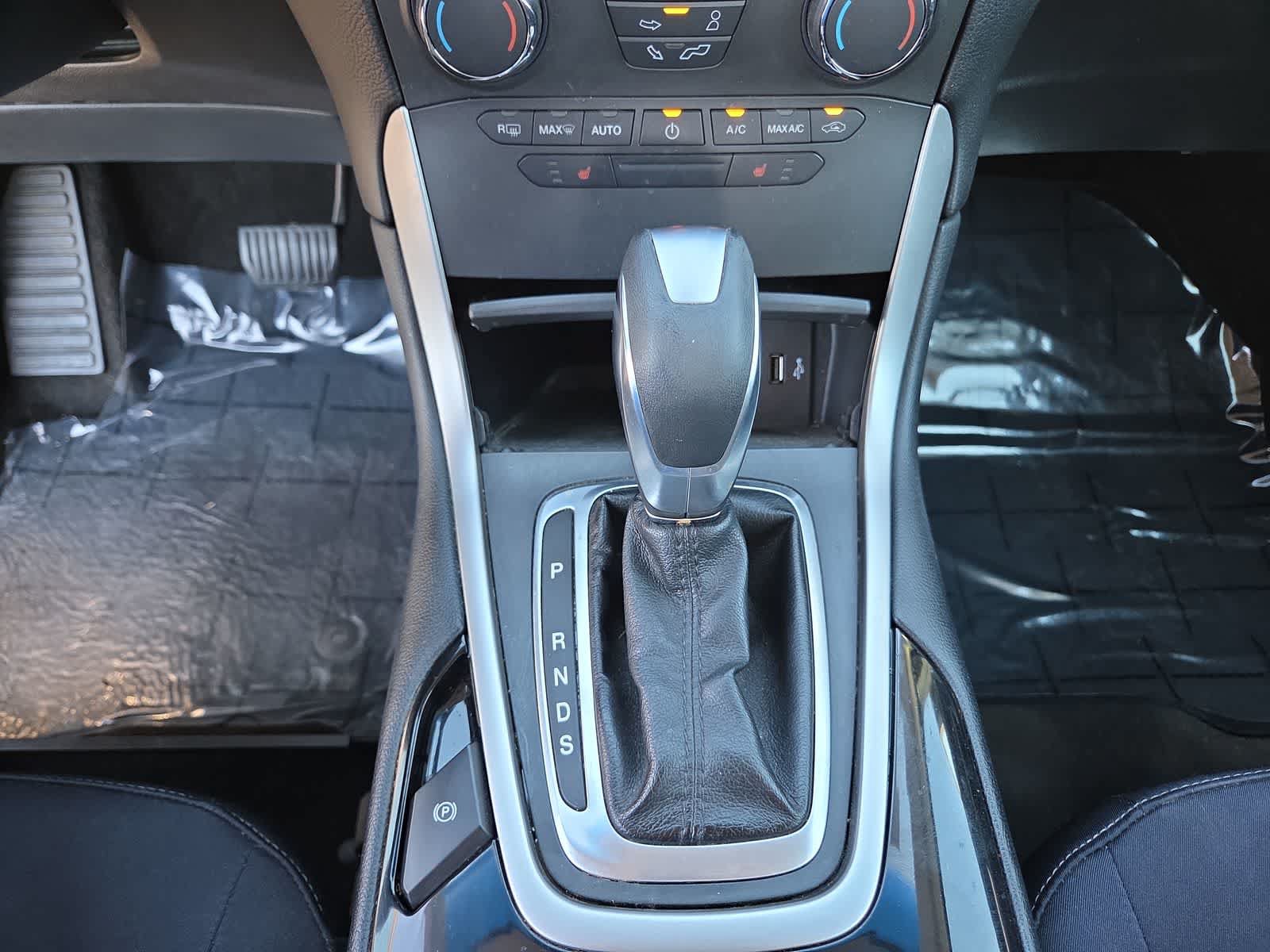 Used 2018 Ford Edge SEL AWD/4WD image 25