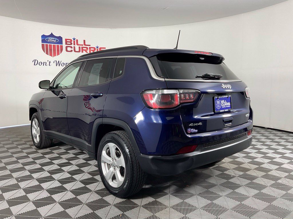 Used 2018 Jeep Compass Latitude w/ Popular Equipment Group AWD/4WD image 5