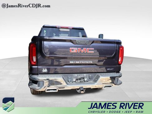 Used 2023 GMC Sierra 1500 SLT AWD/4WD image 18