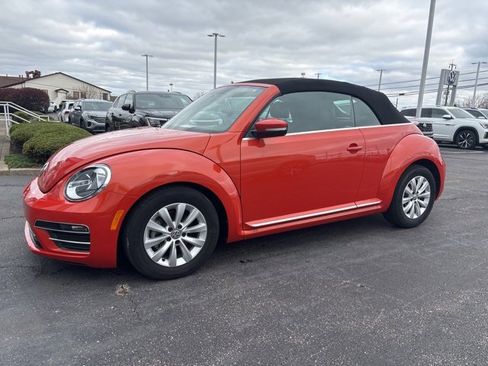 Used 2019 Volkswagen Beetle 2.0T S image 2