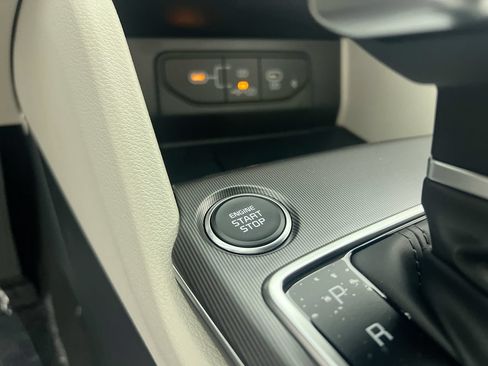 New 2026 Kia Sportage EX FWD image 22