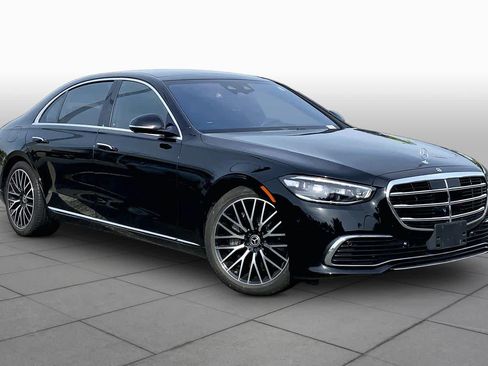 Used 2022 Mercedes-Benz S 580 4MATIC Sedan image 3