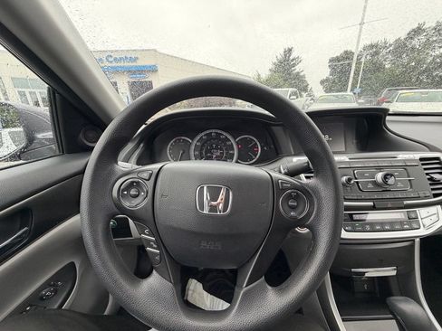 Used 2015 Honda Accord EX image 12