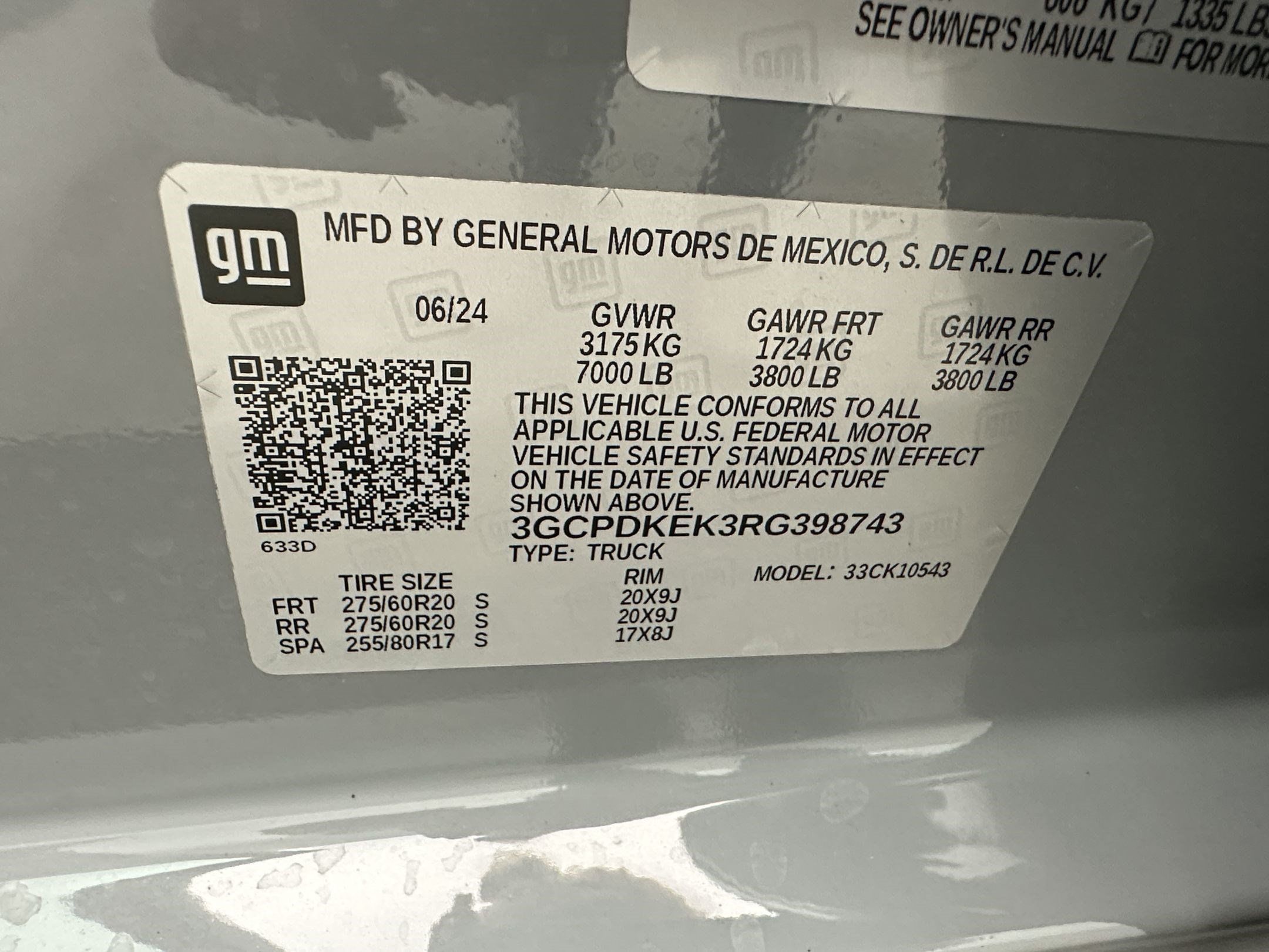 Certified 2024 Chevrolet Silverado 1500 LT AWD/4WD image 25