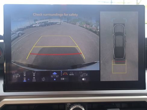 Used 2024 Toyota Tacoma TRD Off-Road w/ TRD Off Road Premium Package image 16