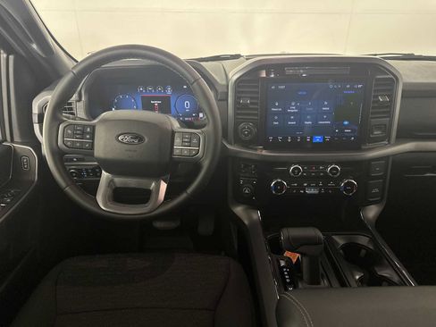 Used 2025 Ford F150 XLT w/ Equipment Group 302A MID image 19