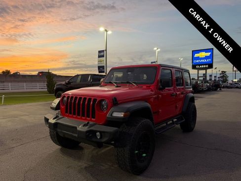 Used 2024 Jeep Wrangler Unlimited Sport AWD/4WD image 17