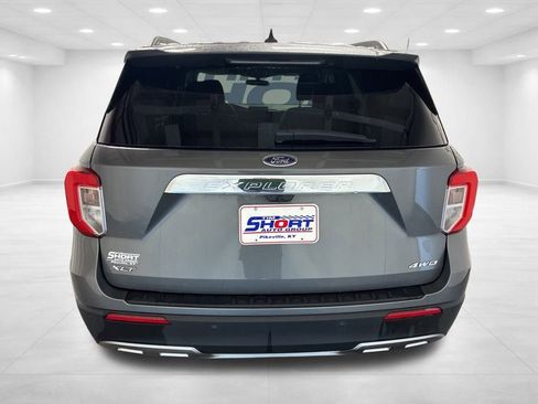 Used 2023 Ford Explorer XLT w/ Equipment Group 202A image 5