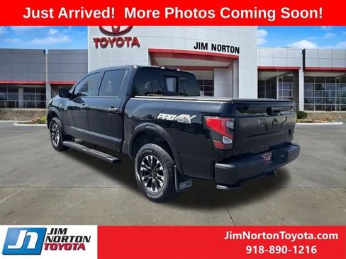 Used 2021 Nissan Titan PRO-4X w/ Pro-4x Convenience Package AWD/4WD image 5