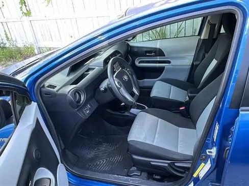 Used 2014 Toyota Prius C Three FWD image 3