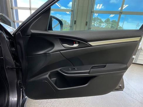 Used 2020 Honda Civic LX image 29