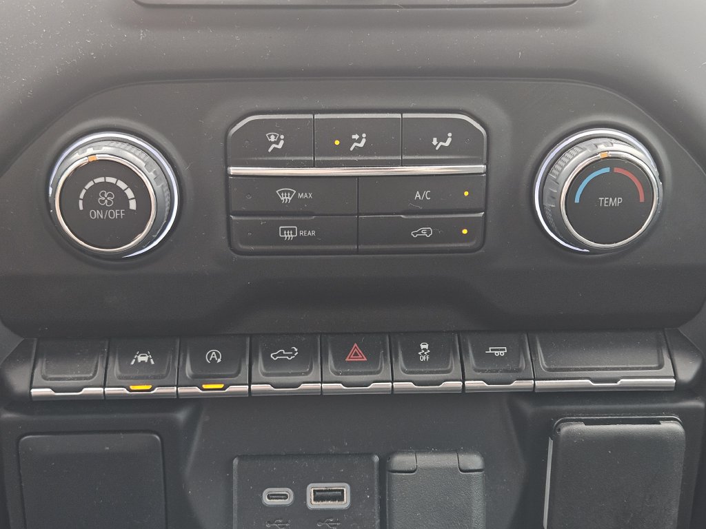 Used 2025 Chevrolet Silverado 1500 Custom RWD image 19