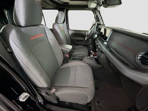 Used 2024 Jeep Wrangler Unlimited Rubicon AWD/4WD image 23