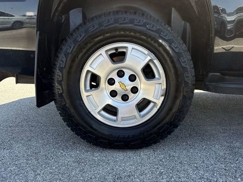 Used 2013 Chevrolet Tahoe LS AWD/4WD image 30