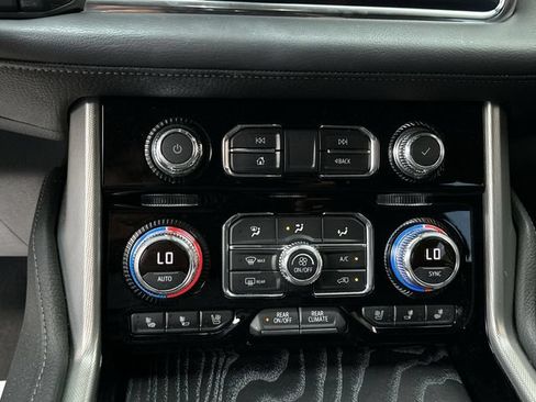 Used 2021 GMC Yukon XL Denali RWD image 27