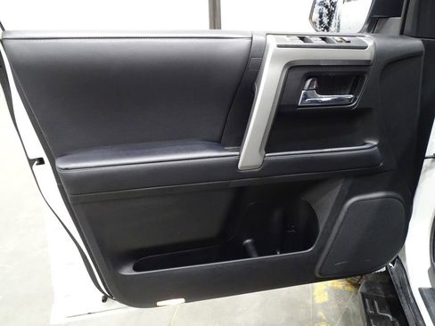 Used 2023 Toyota 4Runner SR5 image 10