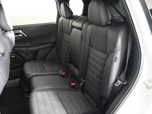 New 2025 Mitsubishi Outlander Trail Edition image 34